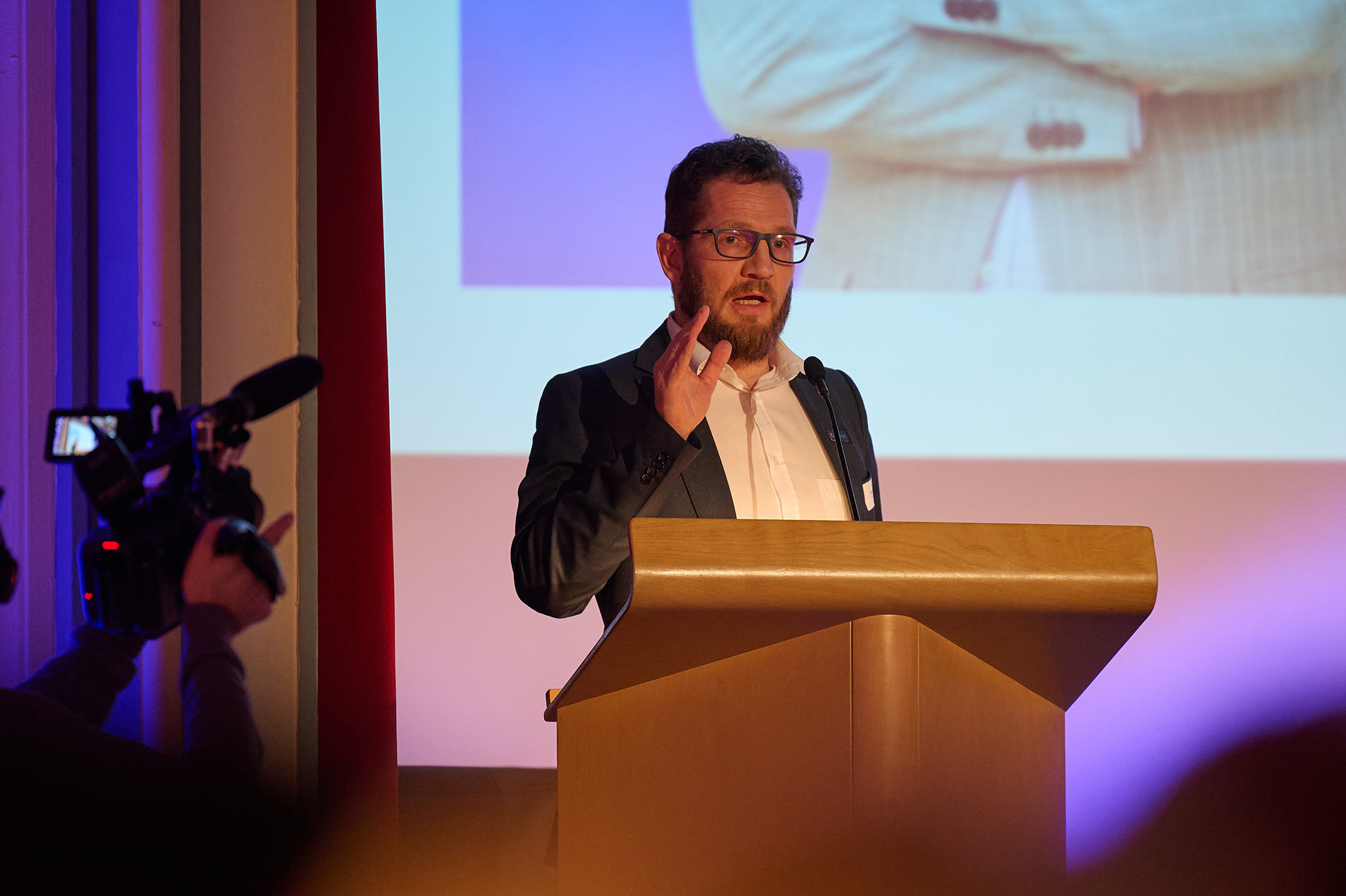 Klartext zum Abschluss: Bürokratie abbauen, Verantwortung übernehmen